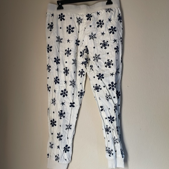Aerie Cotton Snowflake Pajama Bottoms Size M - Picture 6 of 8